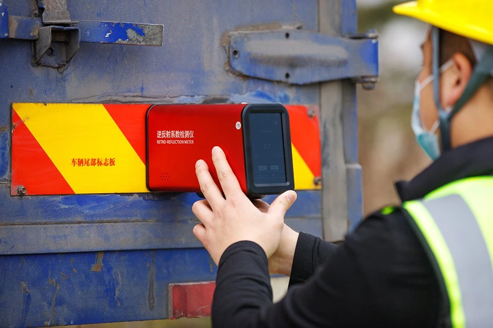 Equipo portátil de detección de seguridad de tráfico Retroreflectometro de marcado de carreteras