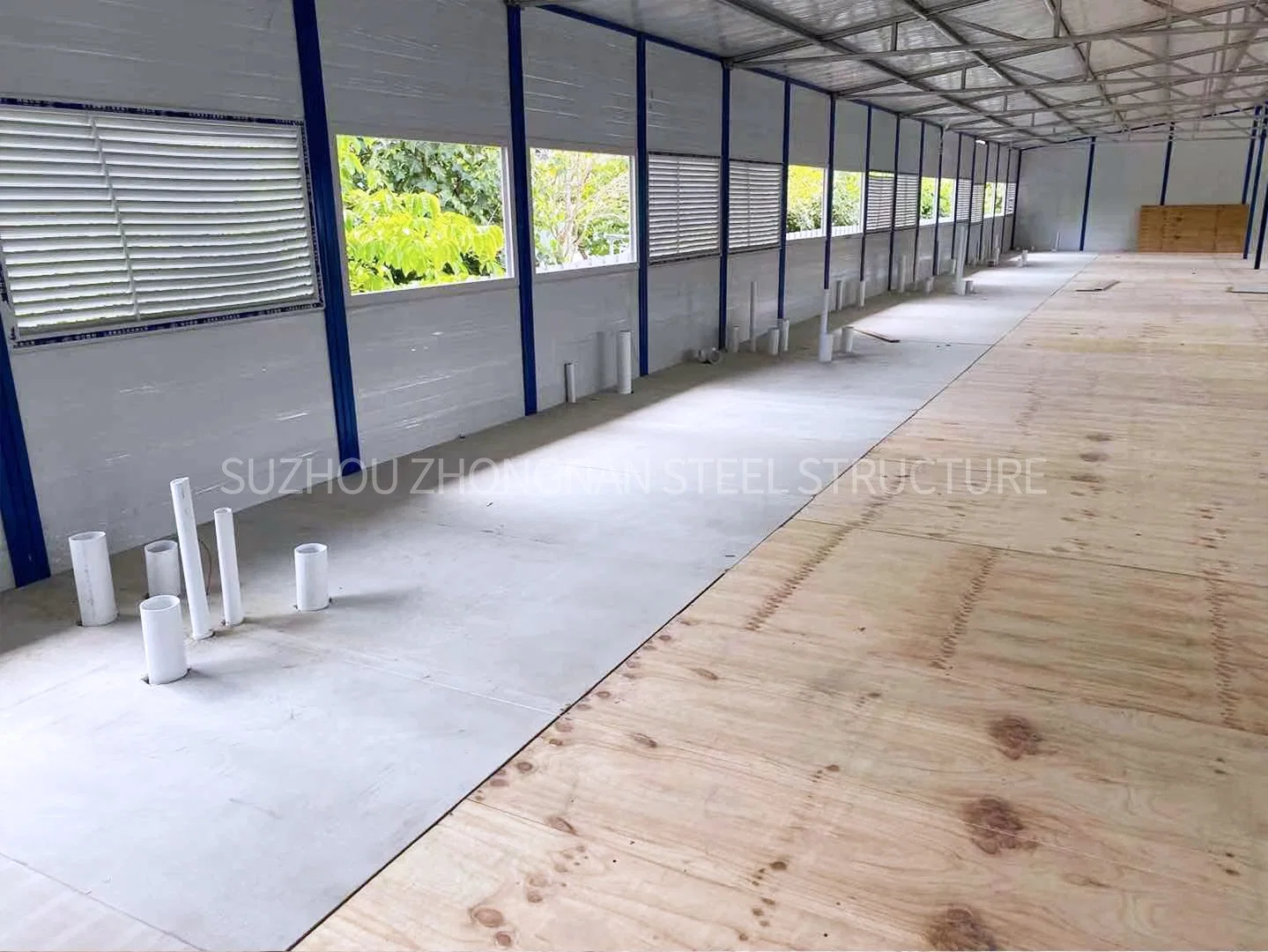 Low Price Multipurpose Prefabricated K-Type Steel Structure Container House Building for Office/Dormitory/Warehouse