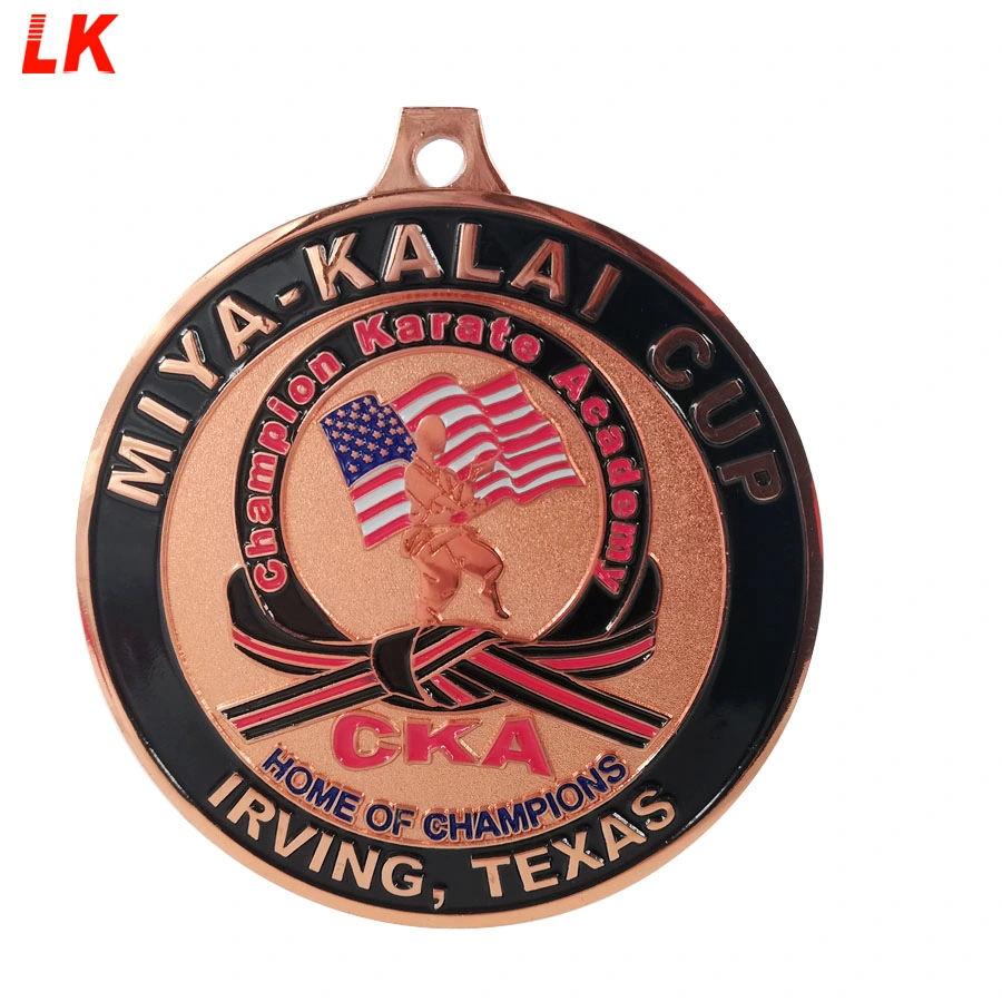 2019 Factory Newest Hot Selling Gold Karate Award Medal with Ribbon