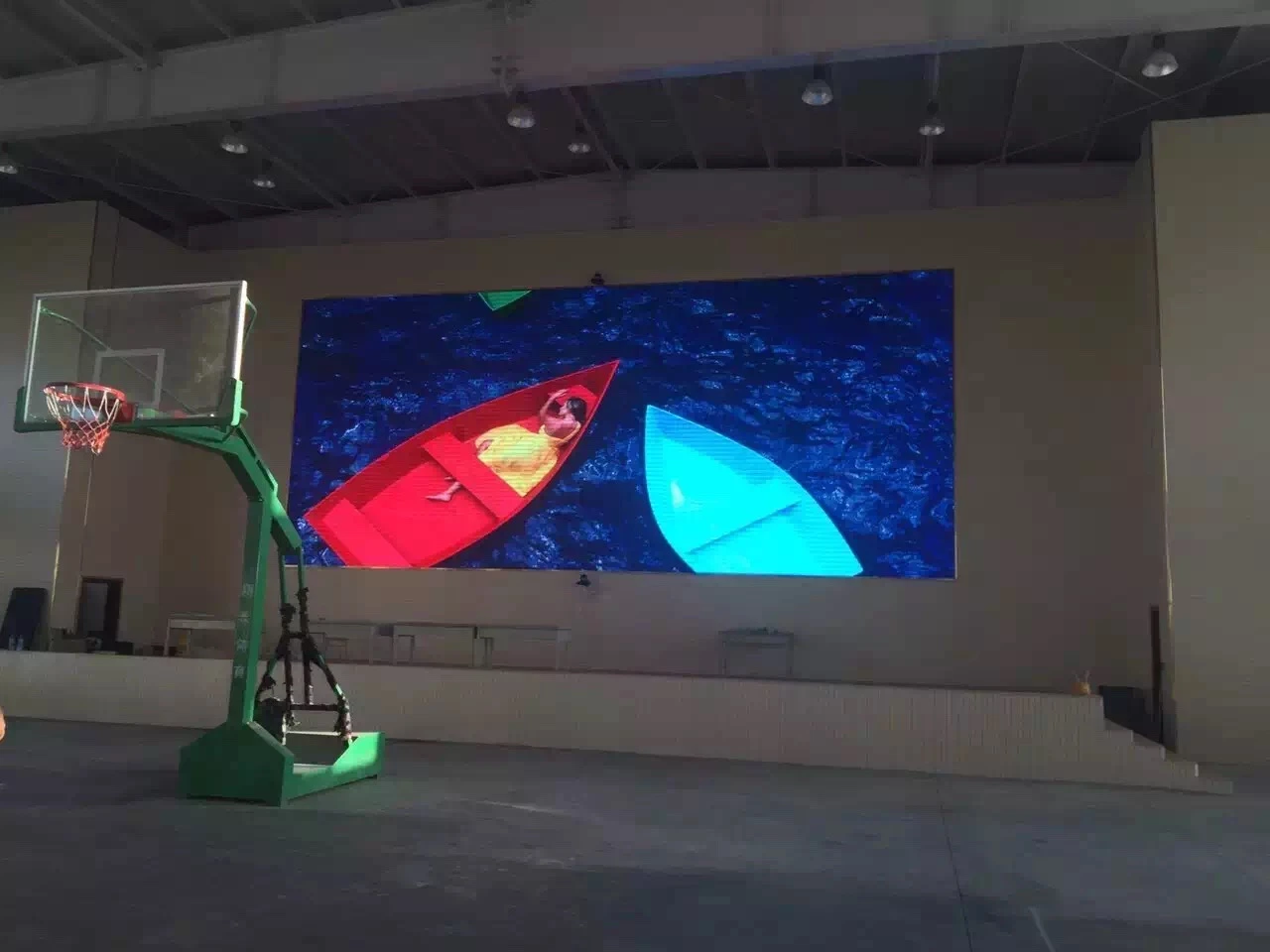 High End Meeting Room Backdrop TV P4 SMD LED Advertising Display