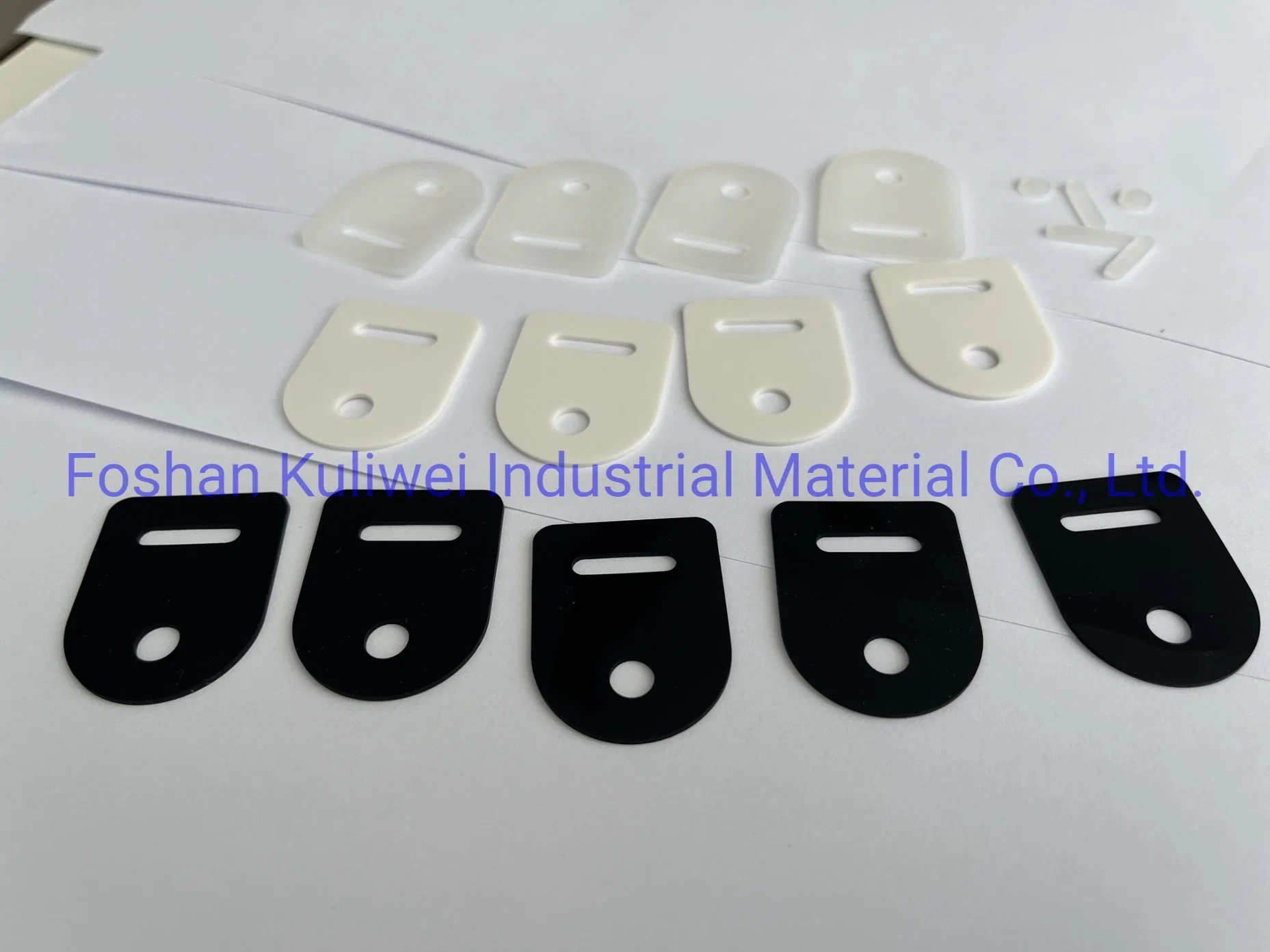 Self-Adhesive Grid Pattern Silicone Rubber Mat for Base Anti-Skid and Shockproof Silicone Gasket