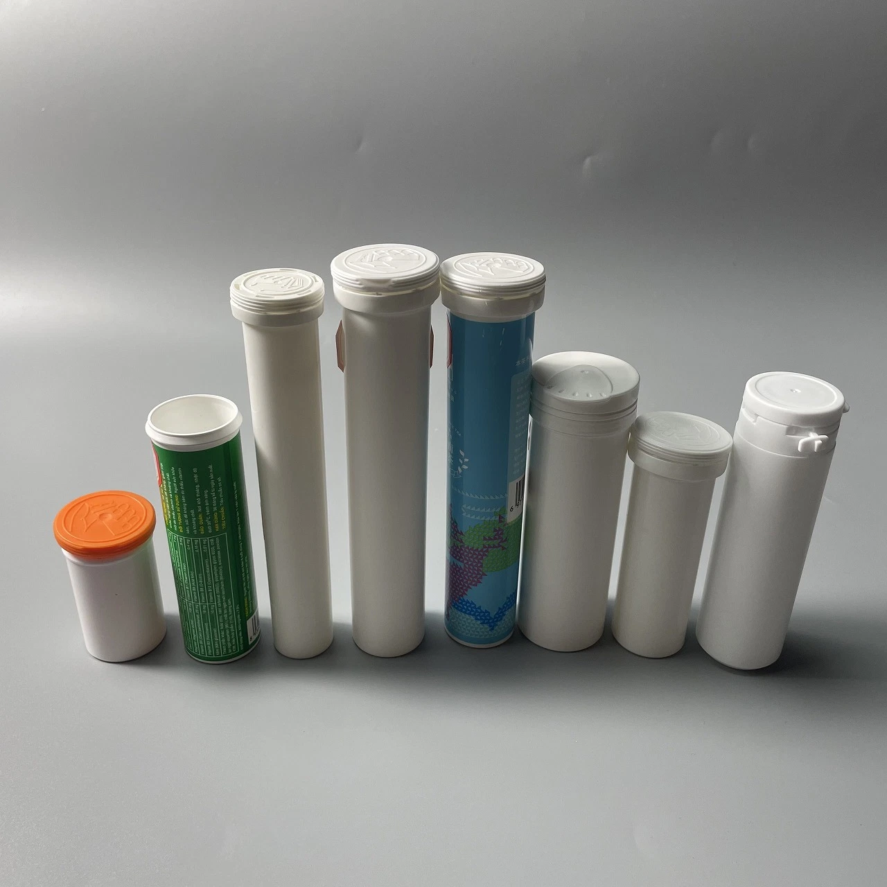 Empty Plastic Vc Effervescent Tablet Tube with Silica Gel Desiccant Cap