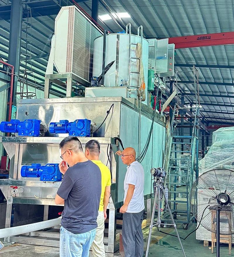 Icesta Machine à glace en boue de 15 tonnes personnalisée, automatique, économe en énergie, à haute productivité et à longue durée de service.