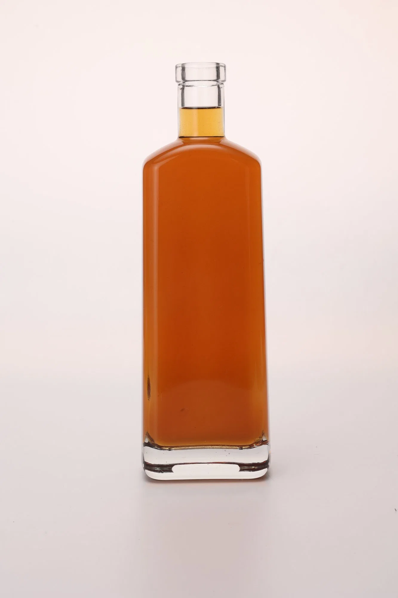 Bottle Custom Round Square Glass Bottles Big Discount Wholesale Glass Bottles