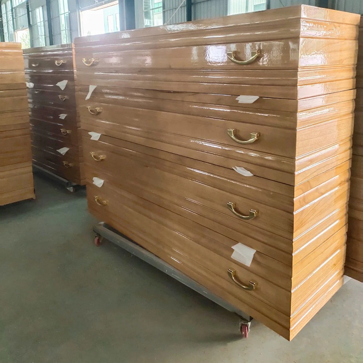 Cheap Coffin in Paulownia European Economic Coffins