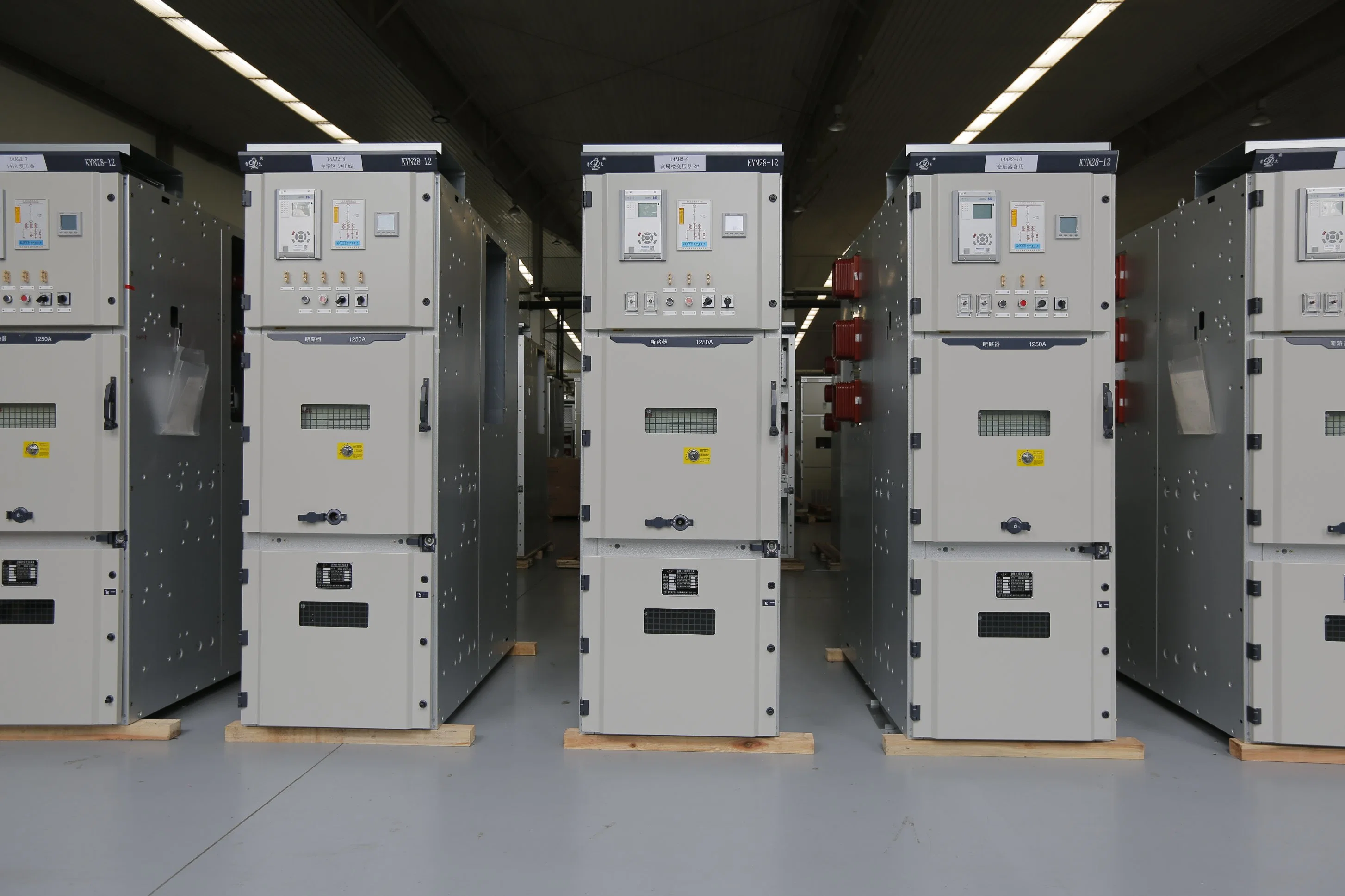 Low Voltage Indoor AIS Air Insulated Switchgear, Electrical Switch Leading Supplier with TUV/CE/IEC