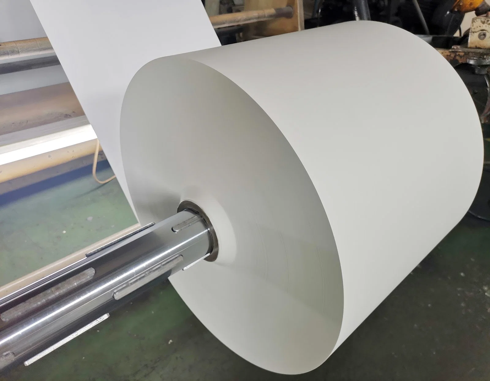 (Glue-coated) 60GSM Factory Big Wholesale/Supplier Medical Dialysis Paper for Medical Instruments Use