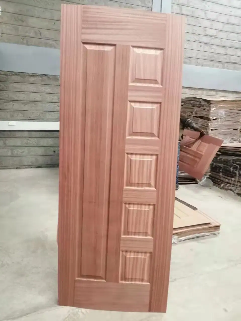 Puertas de madera Panel de piel con superficie de chapa