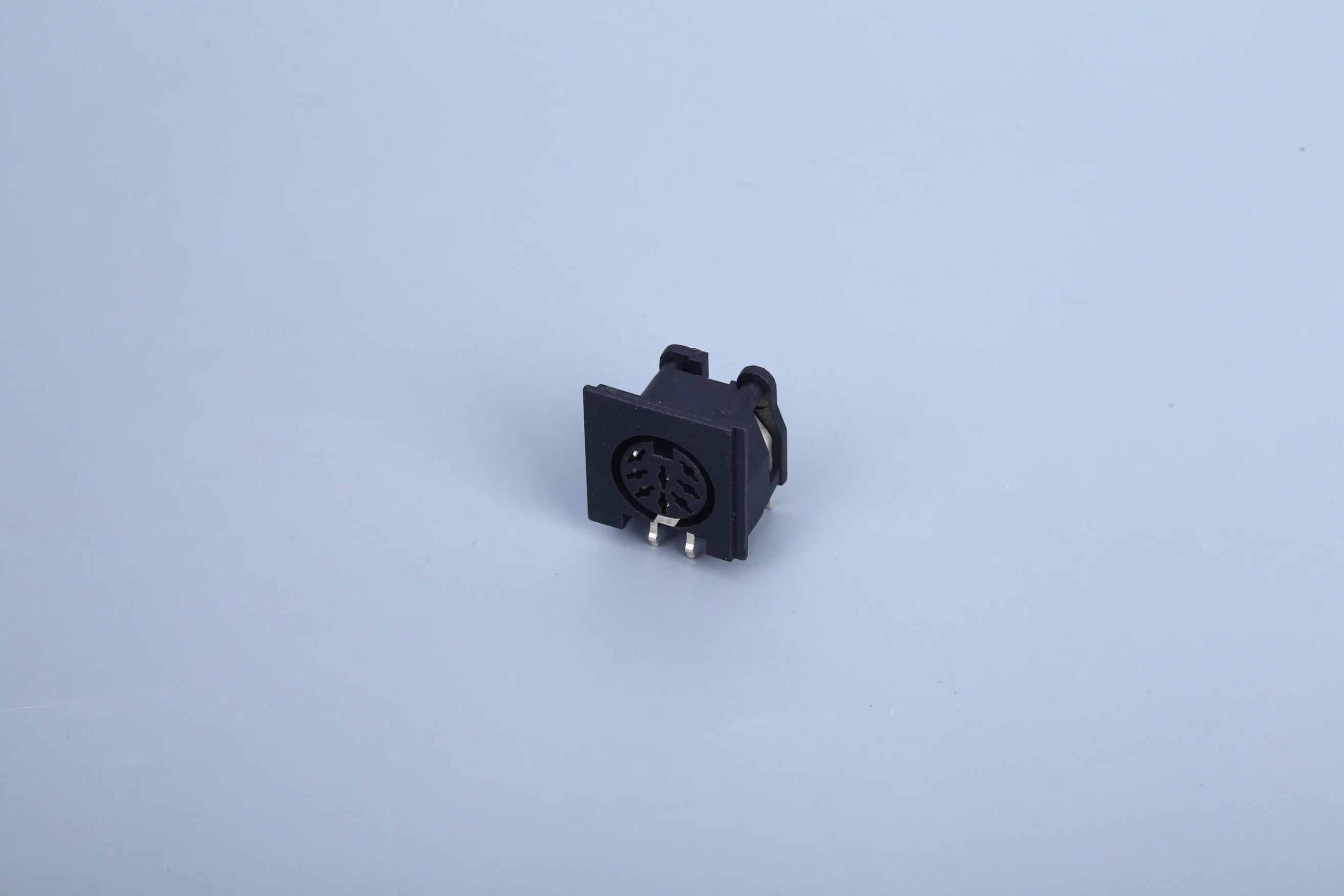 8-Core Square Black Power Terminal with Pins Ds-8-109 Connector DIN Terminal