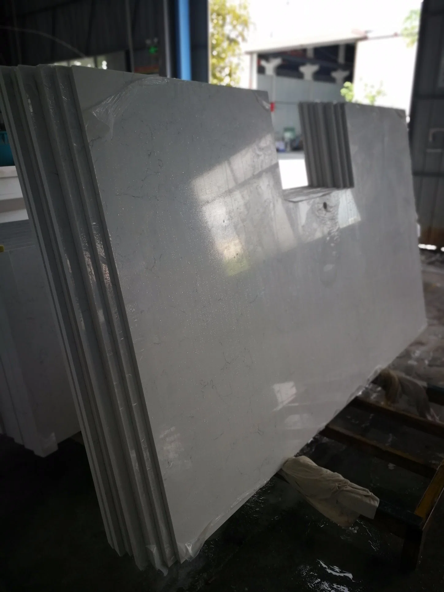 Quartz Stone Slab for Kitchen Island