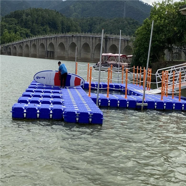 Los diques flotantes modulares Marine muelles Muelles de barcos para los lagos