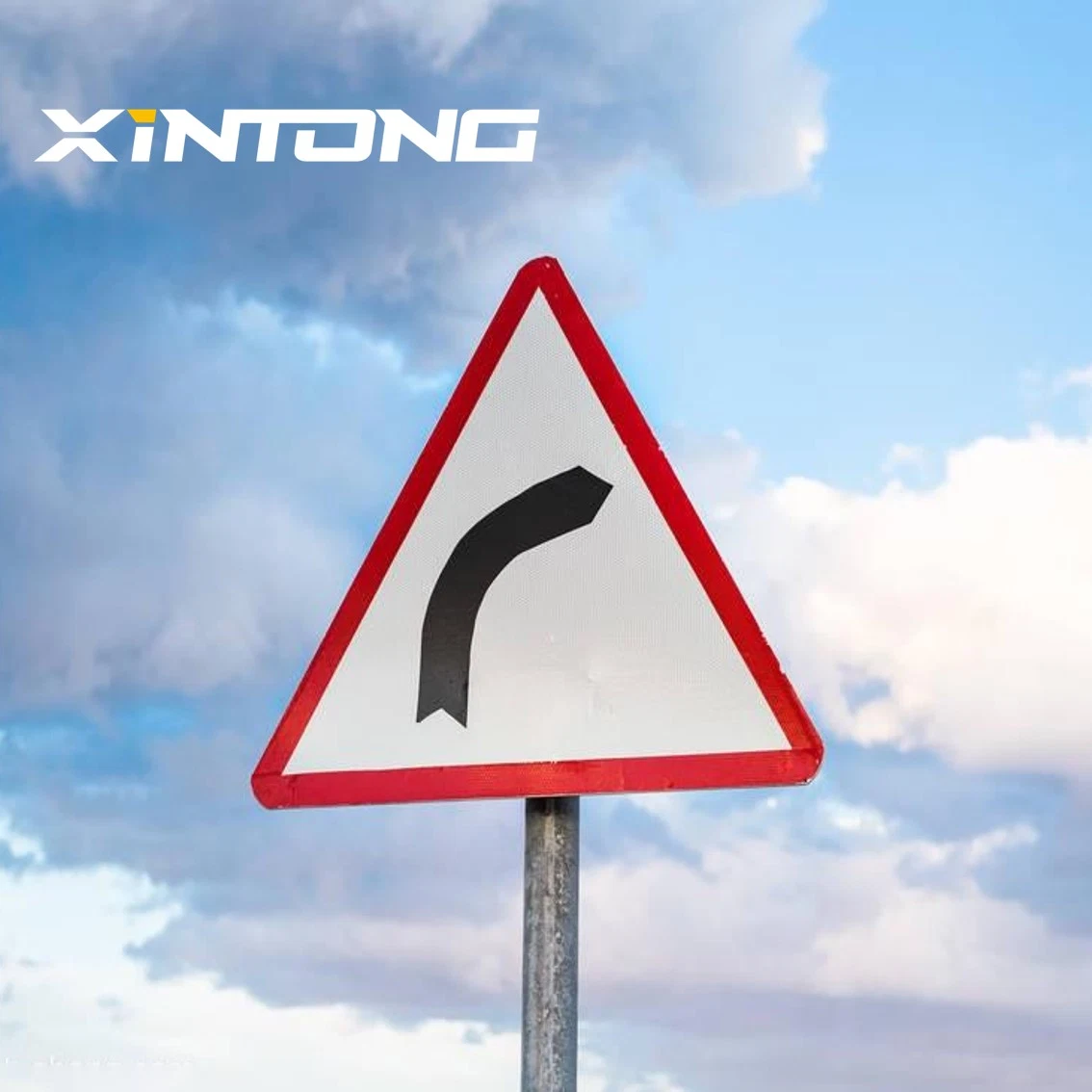 Cheap Price Yellow Triangle Plastic Xintong 60mm Solar Traffic Reflective Material Road Sign