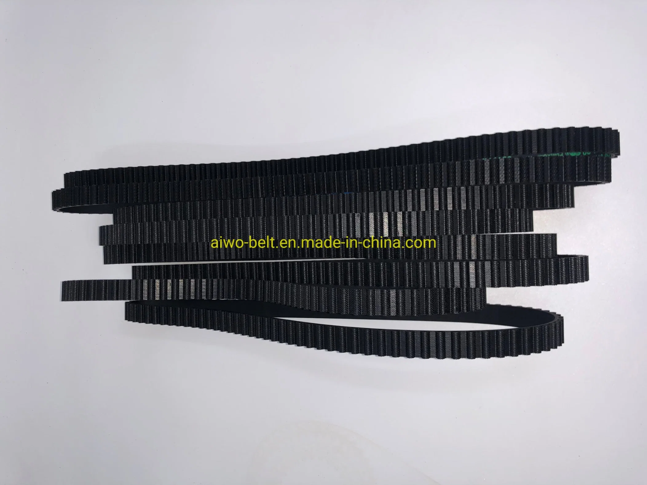 Popular Size Engine Belt Synchronous Belt Timing Belt Drive Belt for Nissan Maxima/Terrano 13028-0b785/CT1033/94464/133ru25