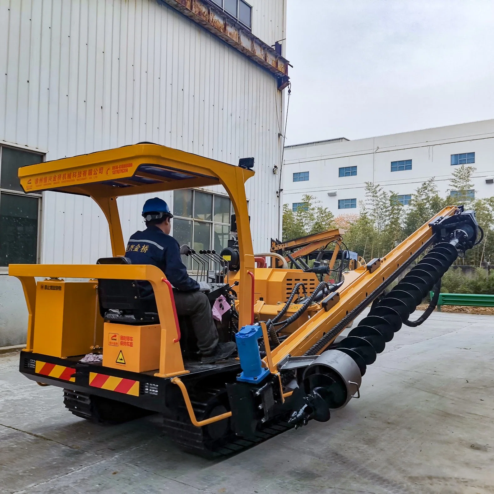 DRIVER DE pieu 100 MW Solar pile Foundation machine de remamlage à vis Pilote de pile