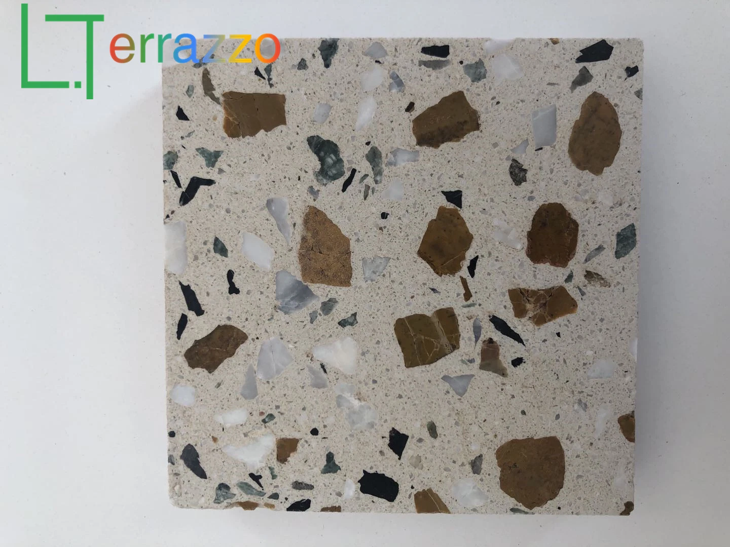 Easy Clean Environment-Friendly Terrazzo Tiles/Pavers