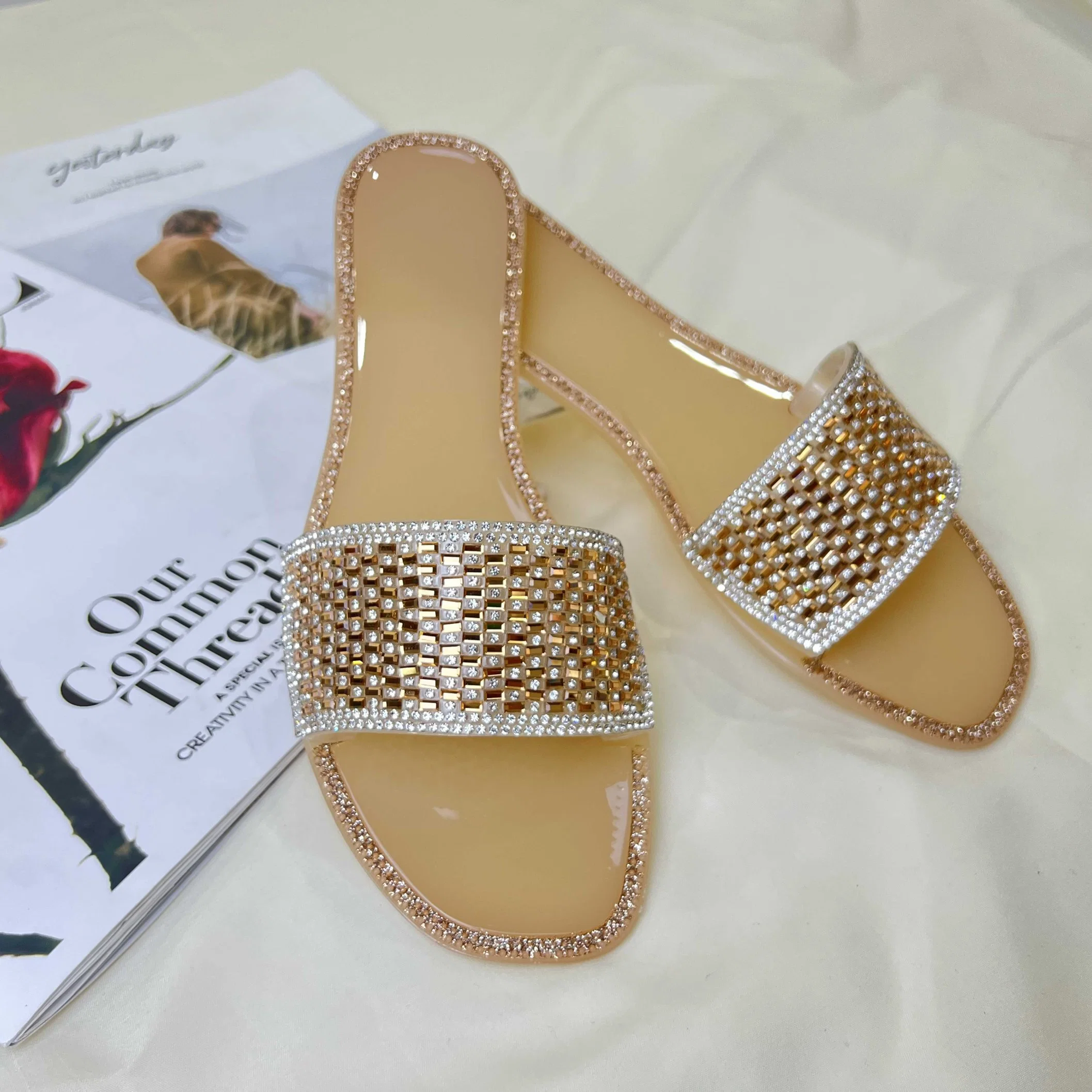 Bester Verkauf Neueste Designer Damen Schuhe Sommer Bling Diamant Slipper Schöner Slipper Im Freien