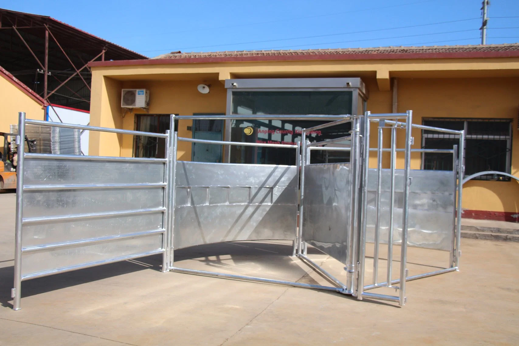 Heavy Duty Galvanized Cattle Panel Cattle Equipment (XMM-CP0)