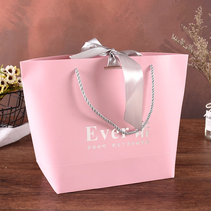 10 PCS/Lot Gift Bag Parent Present with Ribbon Wedding Pack Box Favors Birthday Party Bags Souvenir Package Handle Bags