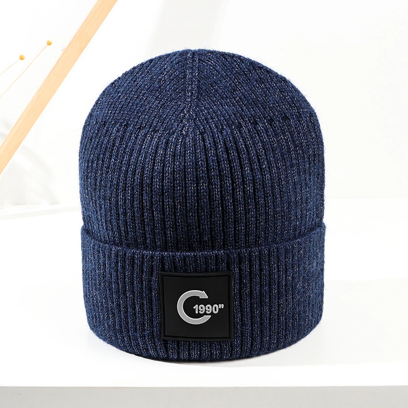 2022 New Wholesale/Supplier Leather Label Decoration Warm Winter Knitted Beanie Hats Keep Warm Ski Cap