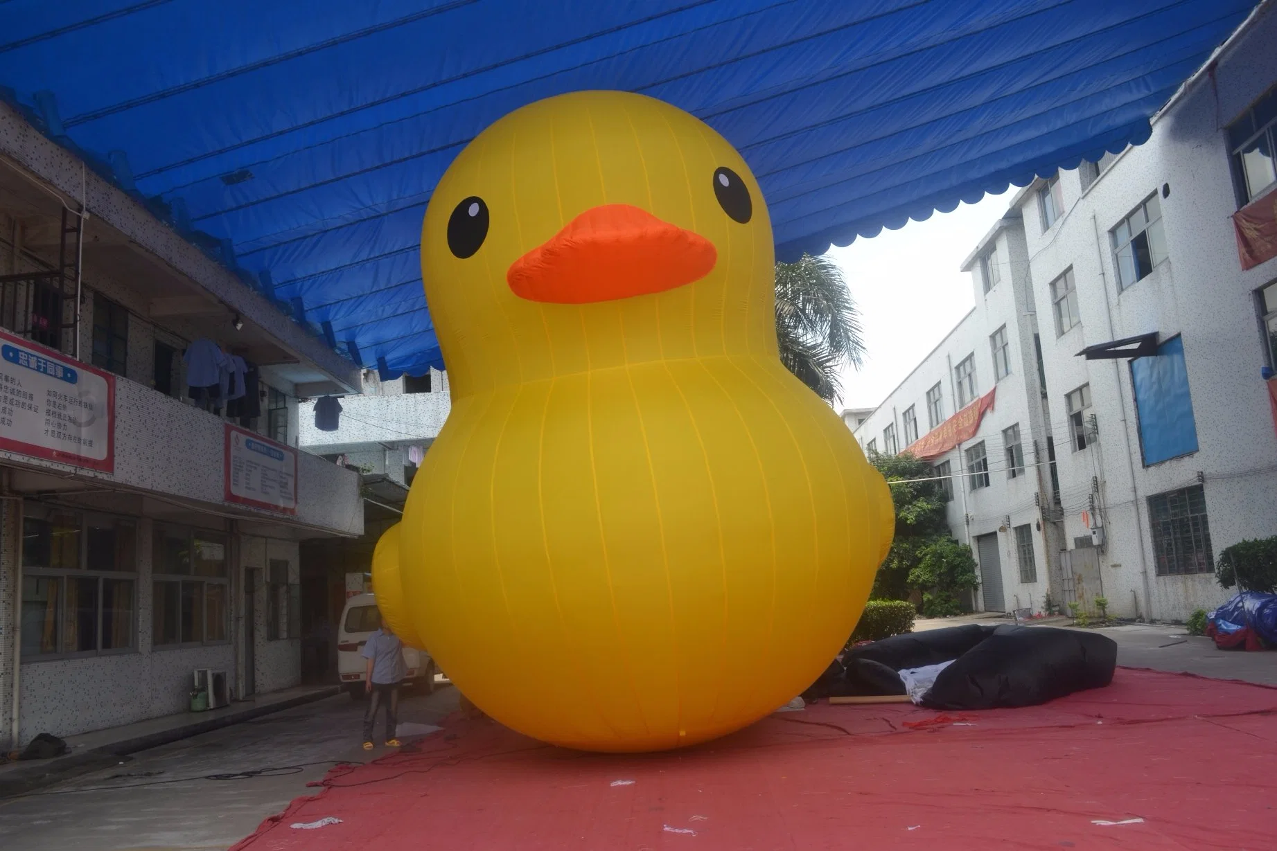 2023 New Big Inflatable Yellow Duck Animal for Sale