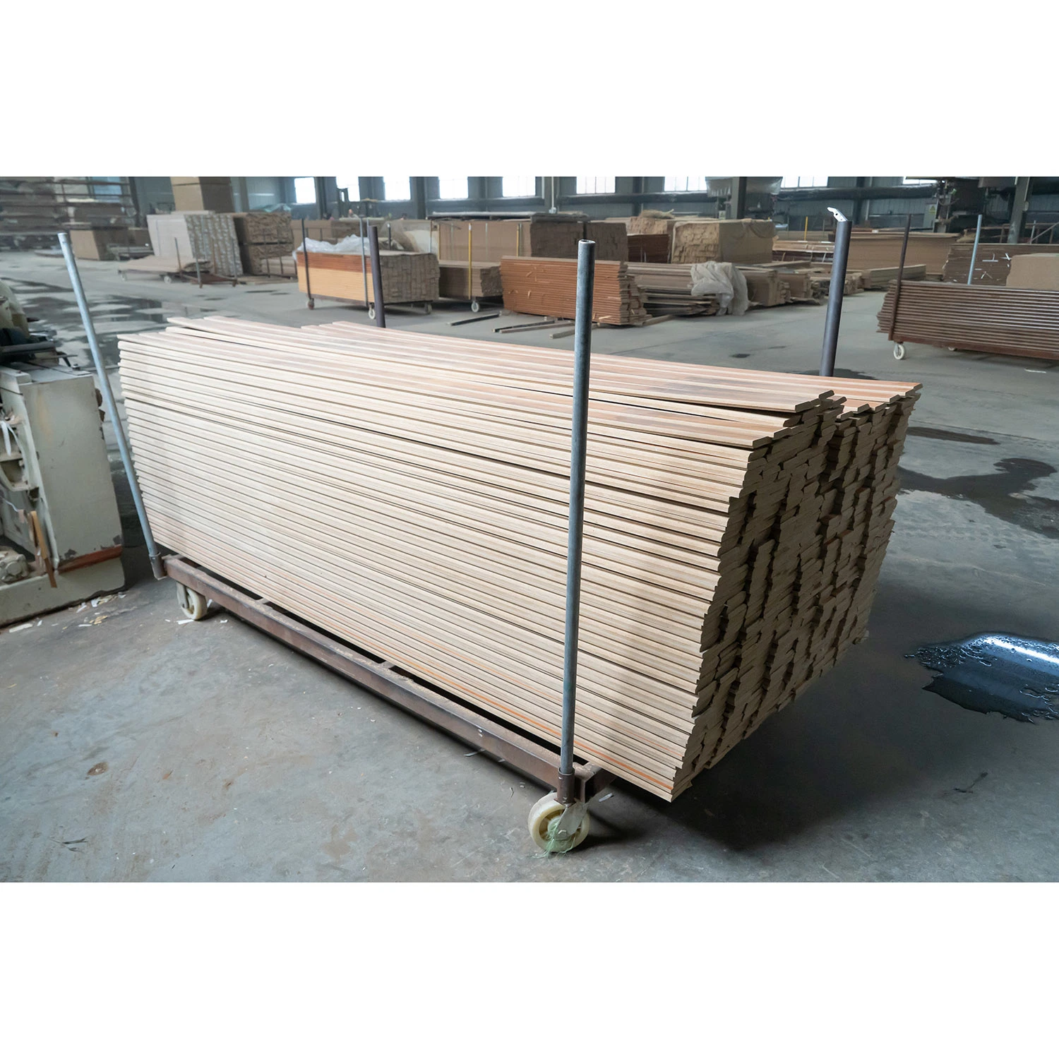 Plastic/Fiberboard/Wood/PVC/WPC/MDF/Solid/Vinyl/Laminate T-Mold/Reducer/Quarter Round/Stair Nosing/Skirting Board Wall/Spc Flooring