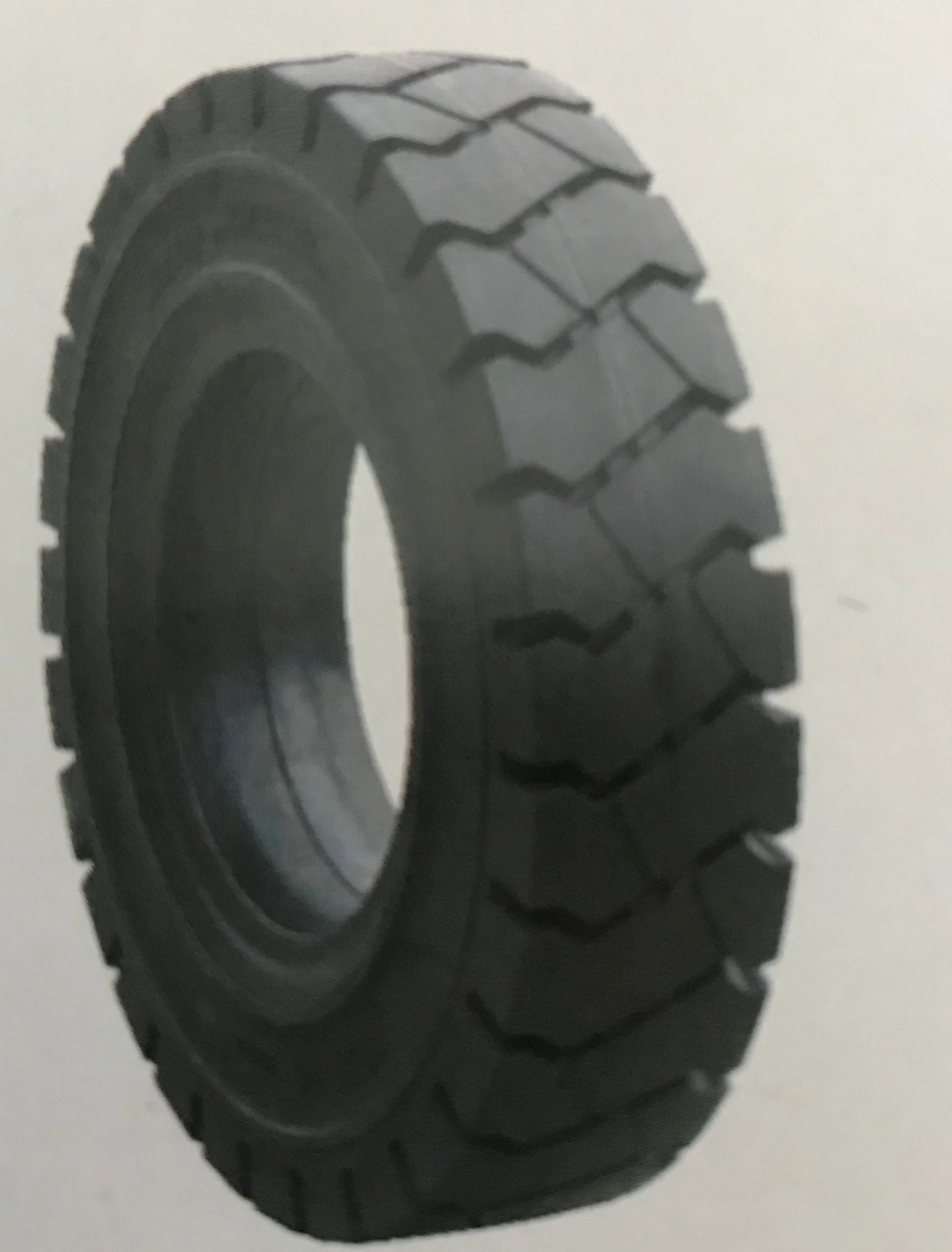 China Solid OTR Tires 23.5-25 8.25-20 14.00-24 26.5-25