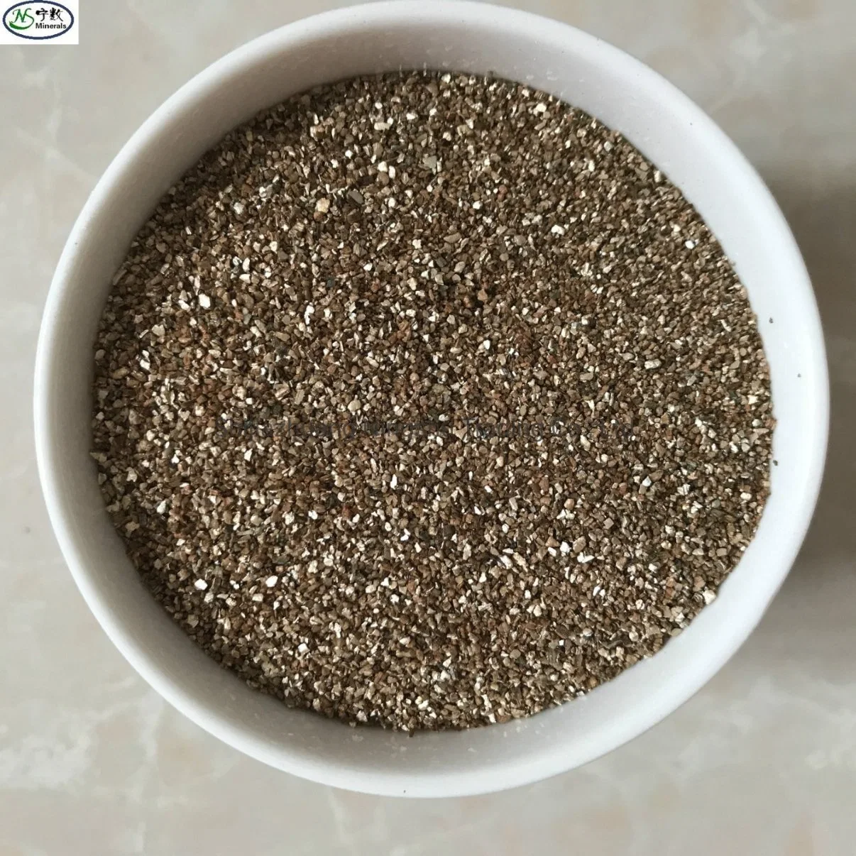 Animal Feed Exfoliated Vermiculite for Poultry Feeding in The Livestock