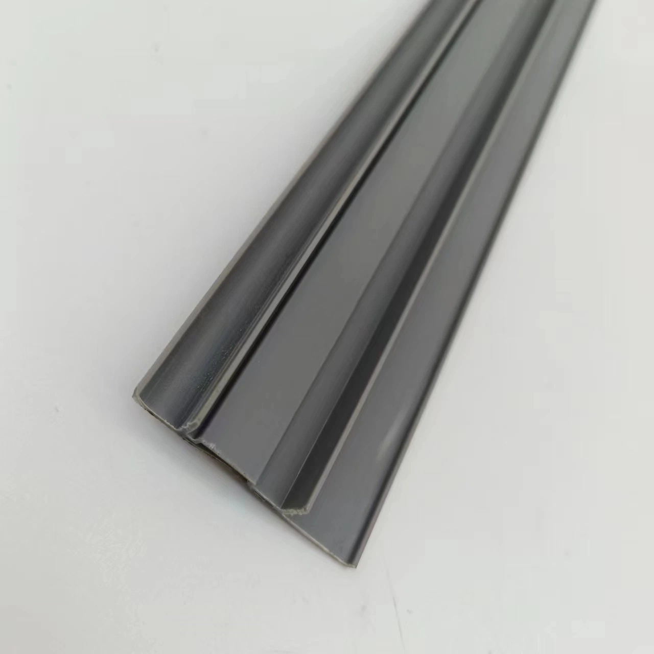 PC/PVC/UPVC/PE/PP/POM Extrusion Profiles UPVC Window Door Profile Extrusion