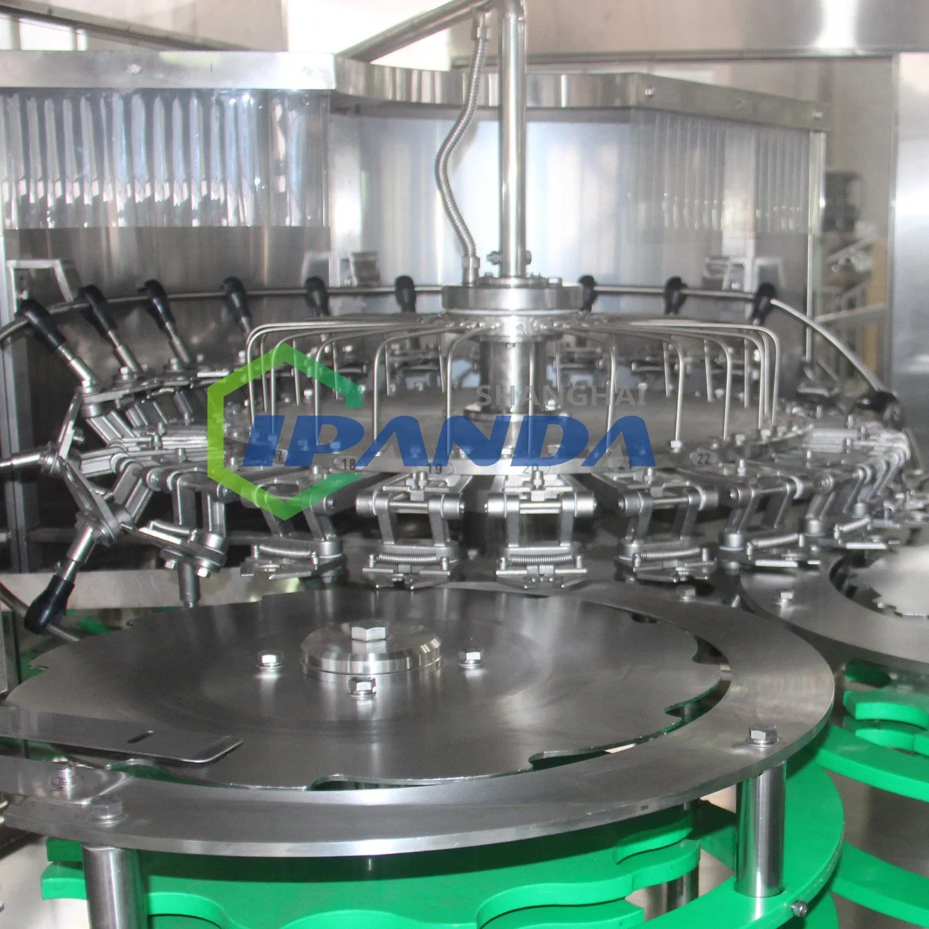 Carbonated Soda Cola Soft Drink Bevergae Production Line Filling Machine