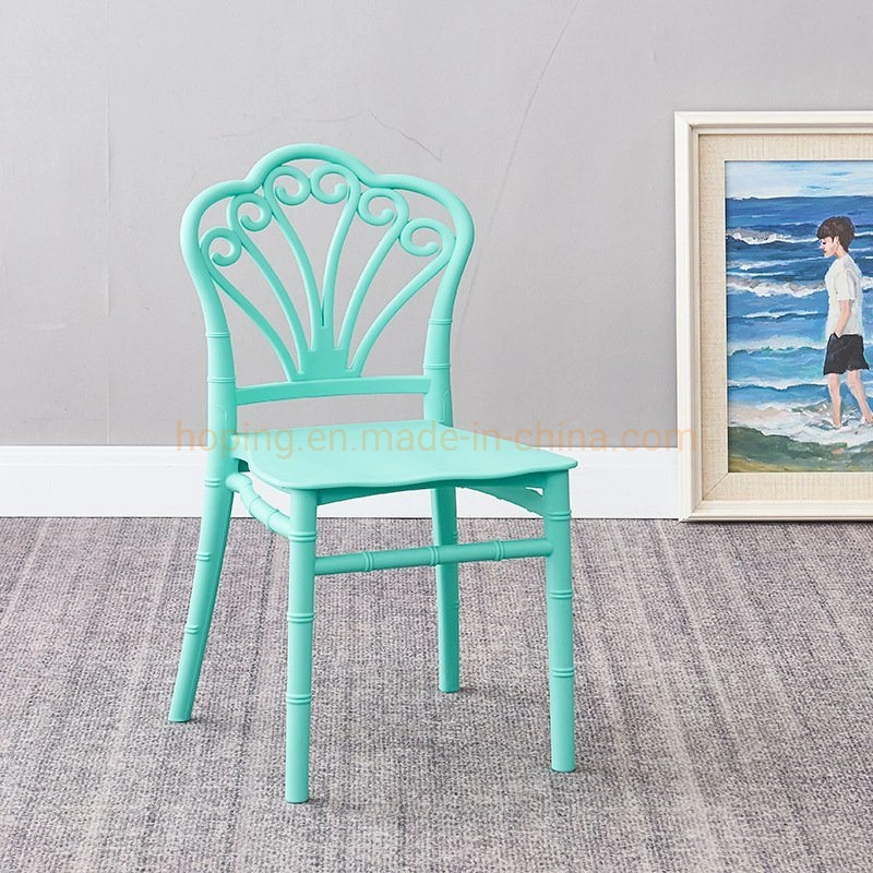 Nordic Style Leisure Wedding Event Chair with PU Leather Dining Furniture Plastic Resin Kids Tiffany Chair Stacking Chiavari Chair for Childern Bedroom