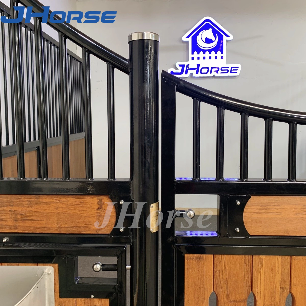 أفضل جودة Equine Stall Stable Doors Equipment System Products لـ الخيول