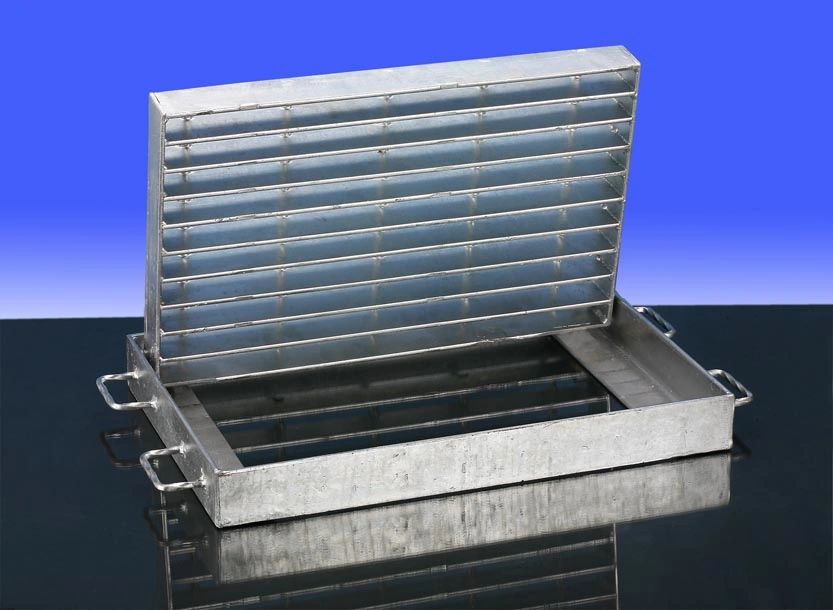 Galvanized Theftproof Grating Trench Cover Well Cover with Ce Approval