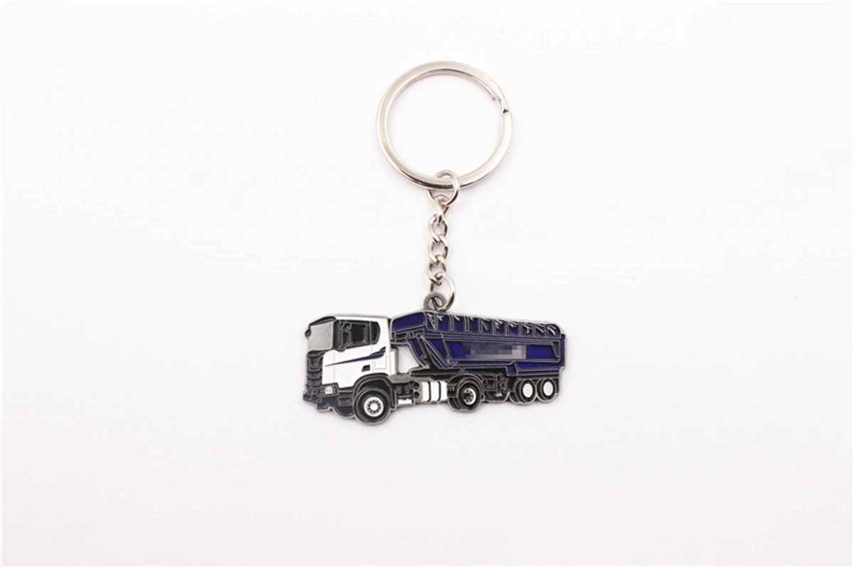 New 2D Semi Trailer Truck Freight Liner Lorry Car Keychain Enamel