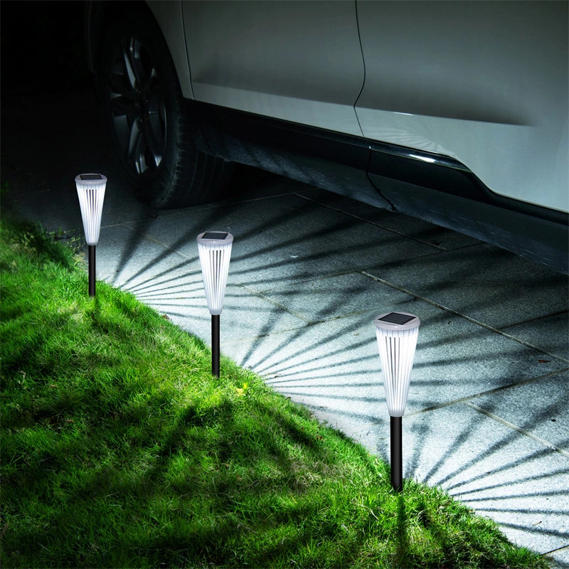 Chaleureux et une lumière blanche LED de couleur Outdoor Garden Villa Bollard solaire pelouse lumière pour le paysage de l'éclairage Spike