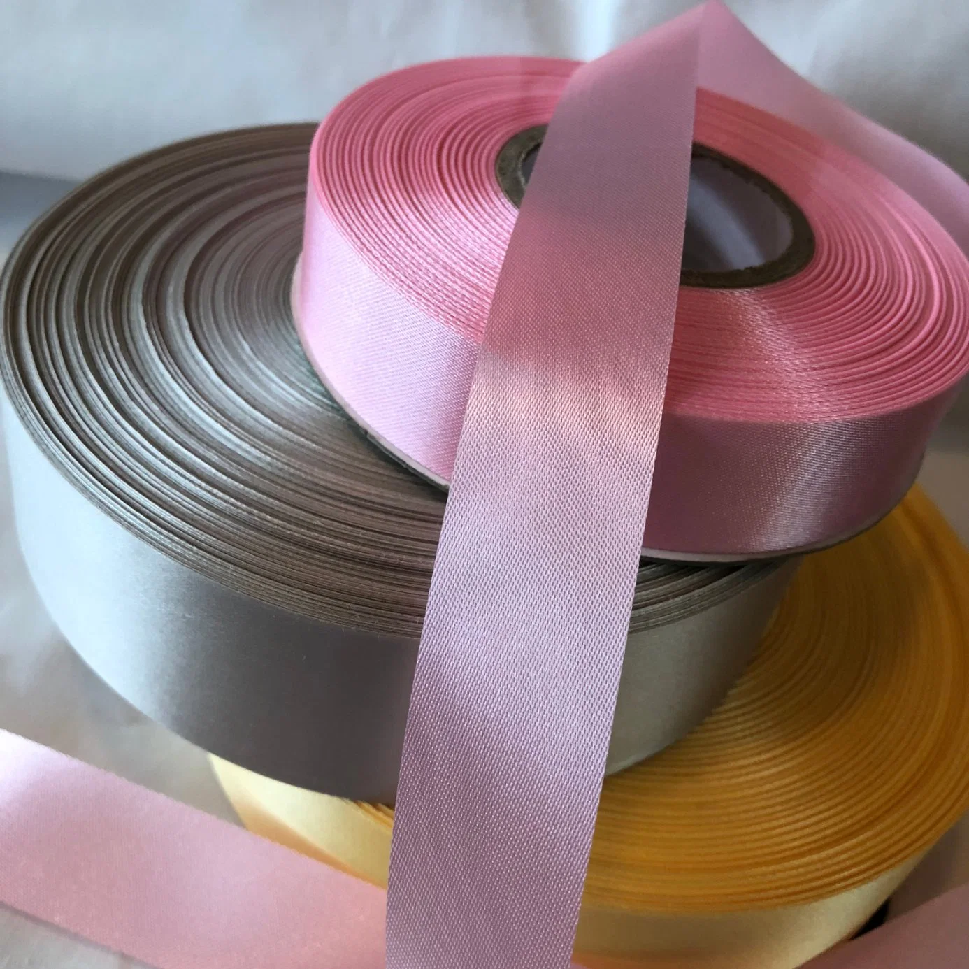 High Quality Silk/Nylon/Polyester Satin Ribbon