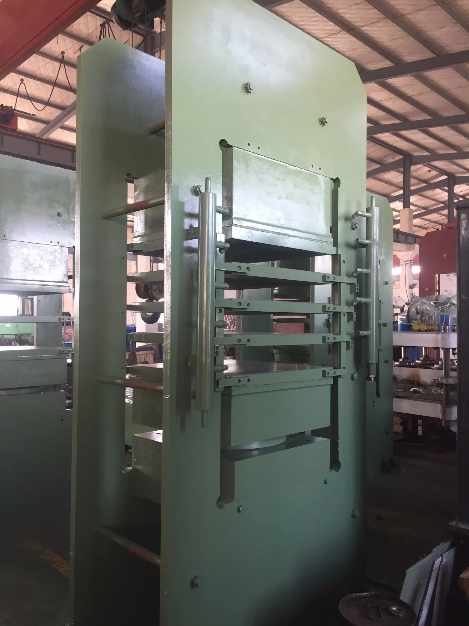 Frame/Column Structure Rubber Plate Heat Transfer Vulcanizing Press Machine