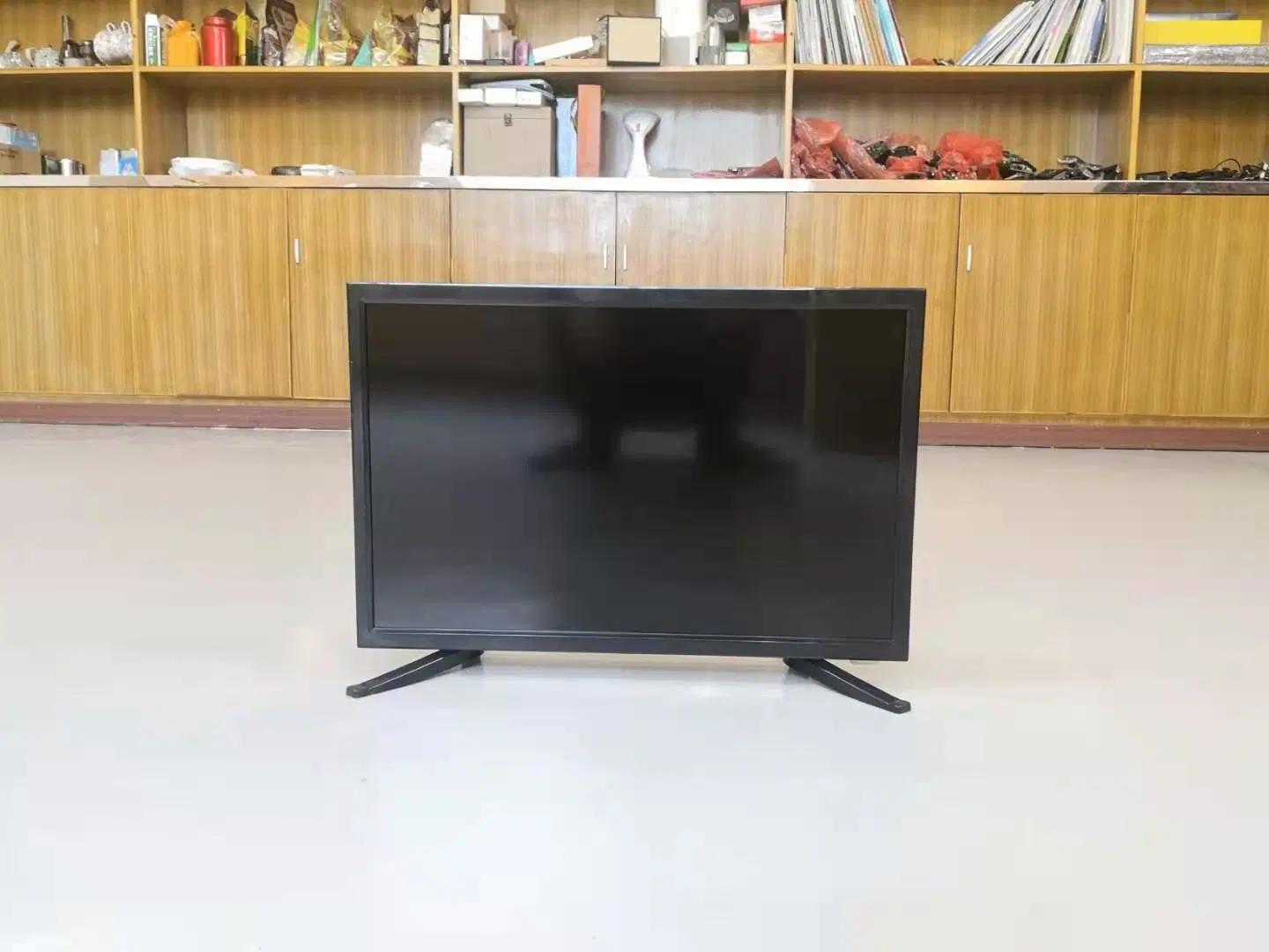 15" 17" 19" 22" 24" 26" Pol Tamanho pequeno televisor TV DC AC alimentada a energia solar de boa qualidade de TV LED LCD HD DVB T2 S2 Television Barato preço