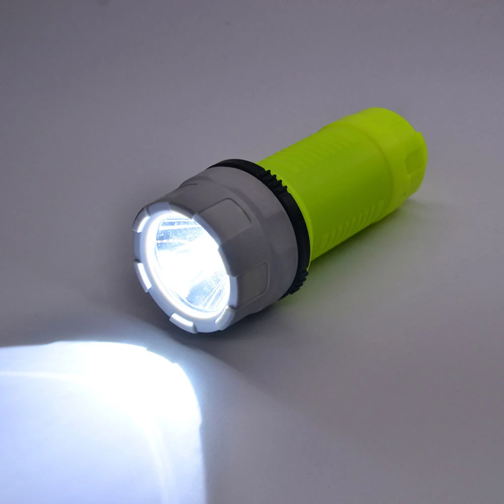 Material de caucho de plástico de protección IP68 LED 3W Cuerda linterna de buceo linterna de bolsillo barato