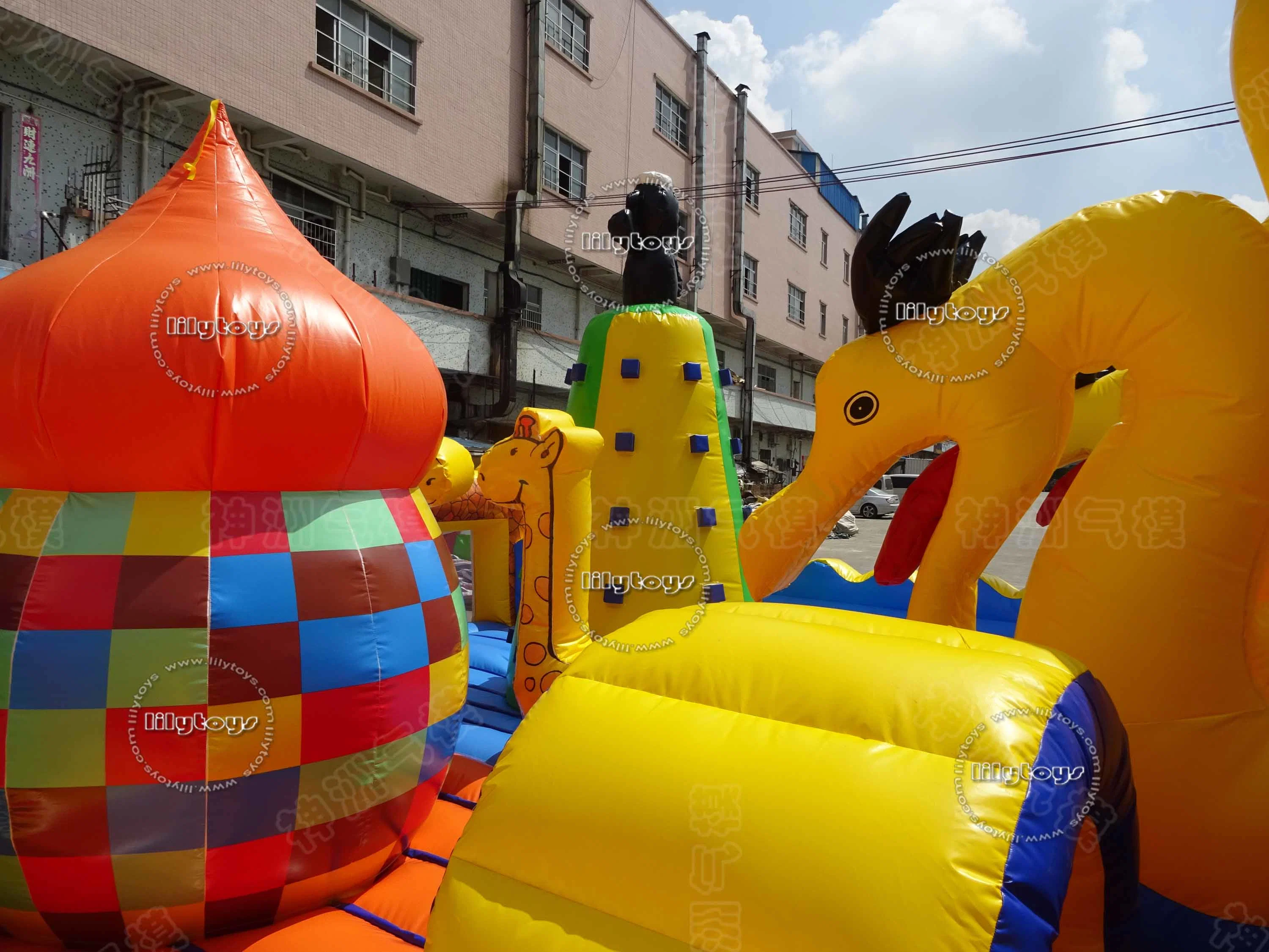 Bunte Outdoor-Vergnügungspark Aufblasbare Fun City Spiele für Kinder