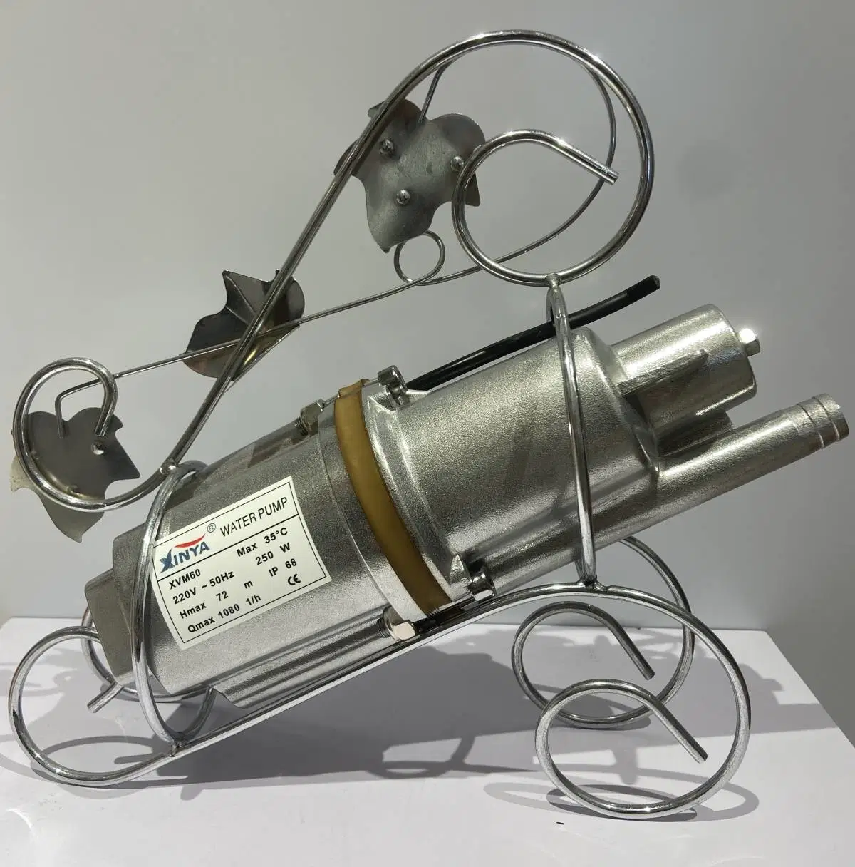 Xinya aprobado CE 220V 230V 180W 250W de vibración eléctrica bomba de agua limpia para pozo profundo