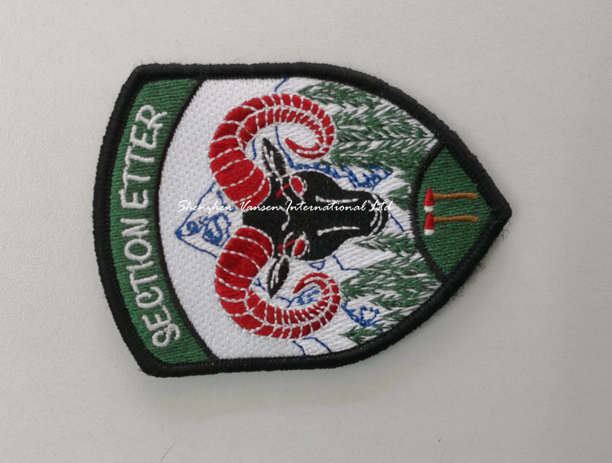 Shield Carton Embroidery Patch/Badge/Garment Accessories