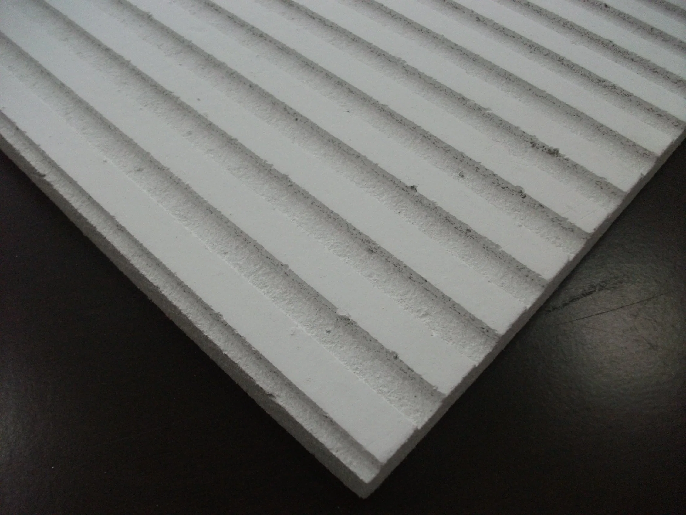 Mineral Fiber Ceiling Tile China Hot Selling Mineral Fiber Sound Absorbing Ceiling