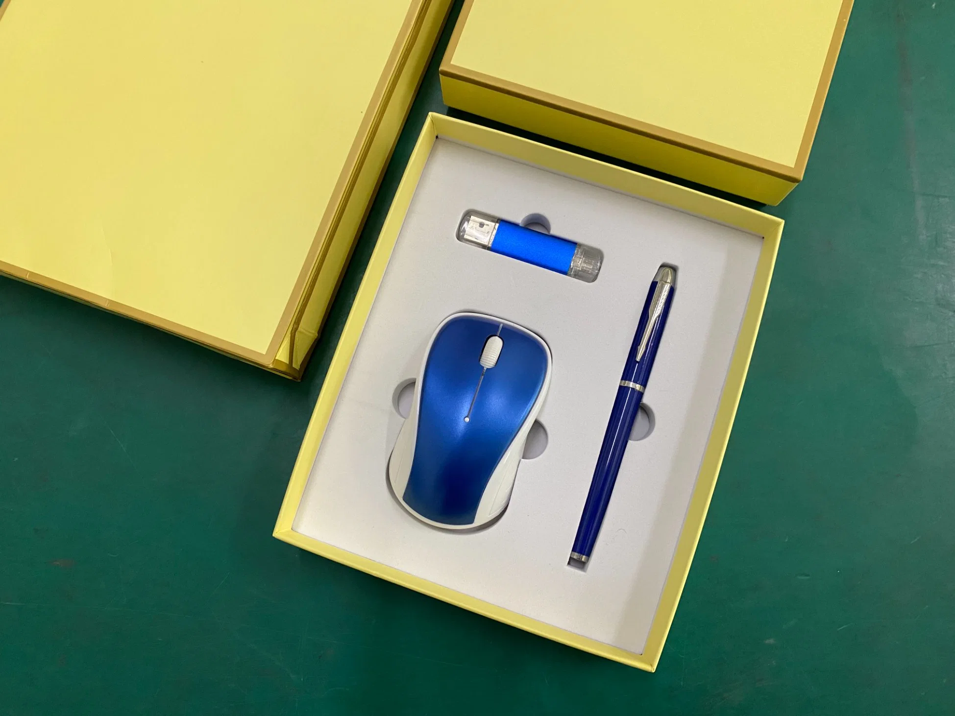 3 in 1 Mouse +Pen +USB Flash Drive Promotion Gift Set