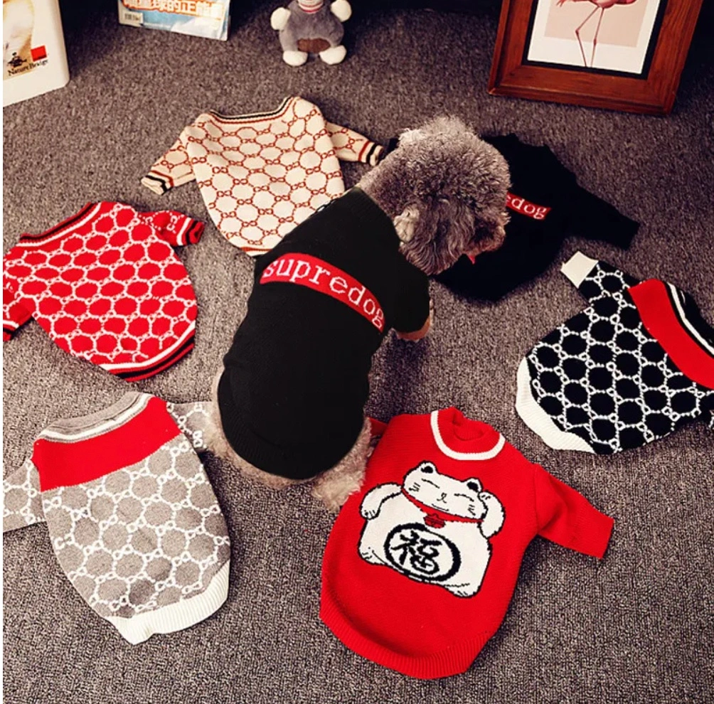 Luxury Designer Dog Clothes Manufacturer Winter Pet and Accessories Cute Warm Dogs Clothes