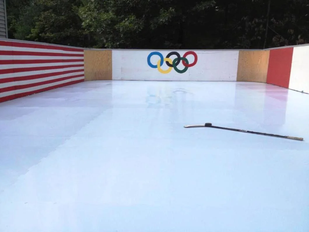 Easy Install and Remove Synthetic Ice Rink Quick and Easy Installation for Children