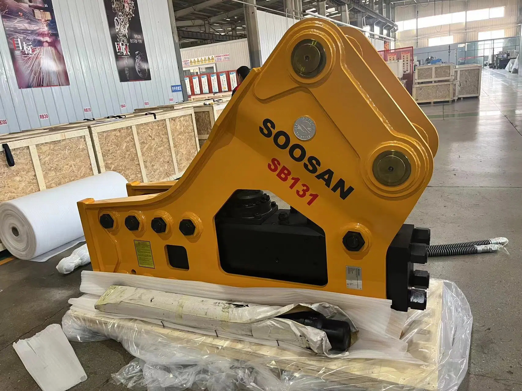 Soosan Hydraulic Hammer Sb131 Side Type / Box Type/ Silence Type/ Attachements of Excavator