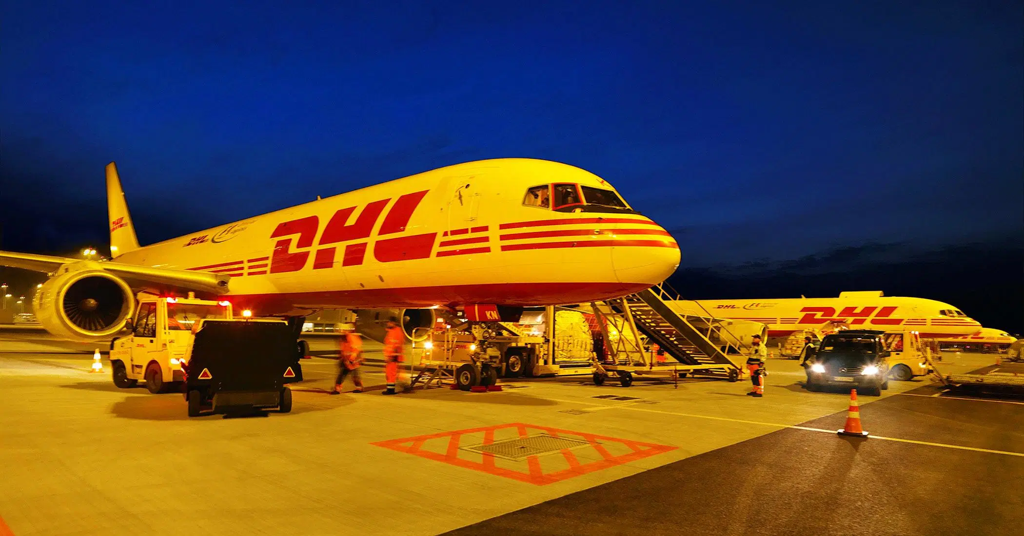 International Express DHL UPS FedEx