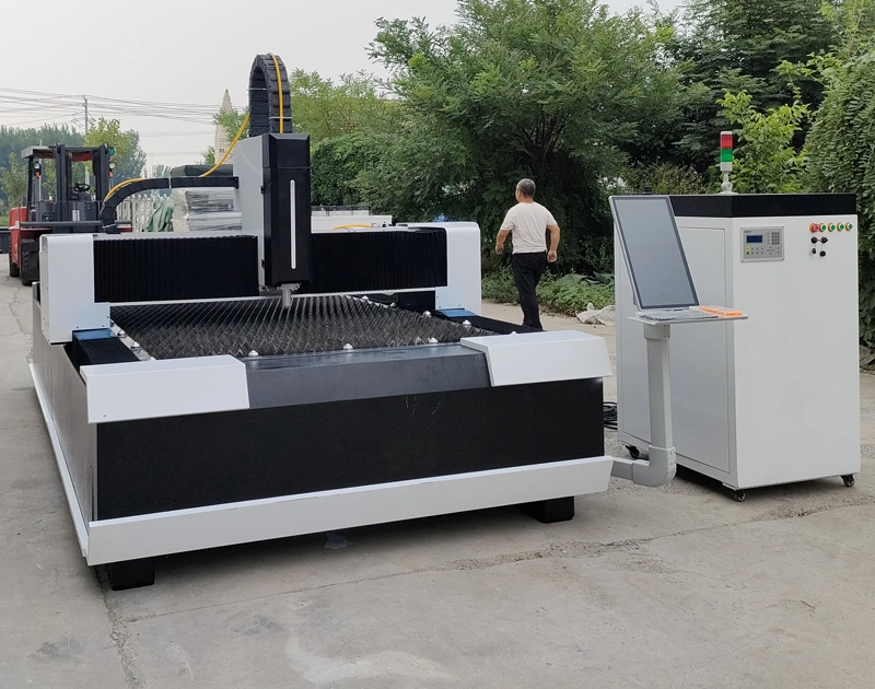 3015 1kw 2kw Fiber Laser Cutting Machine/Metal Cutting Machine/Ss CS Cutting