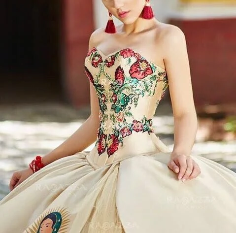 Embroidery Sweetheart Ball Gown Virgin Mary 15-16 Years Quinceanera Dress Ld15215