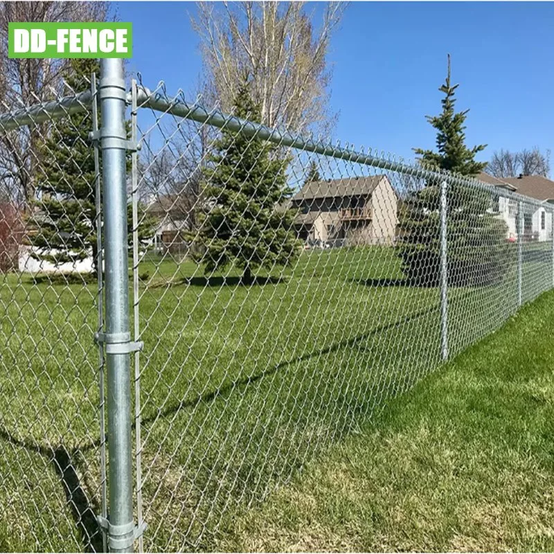 Factory PVC Coated/Galvanized Wire Mesh Fence Chain Link Fence for Playground